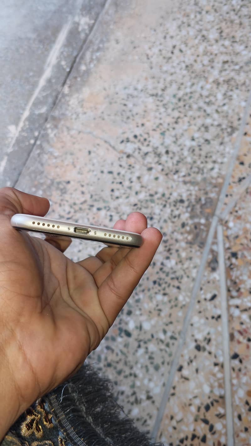 Apple iPhone SE 5