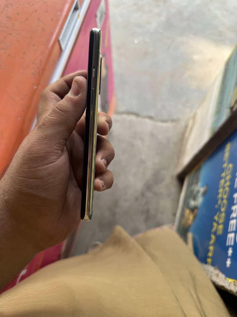 One Plus 8 5