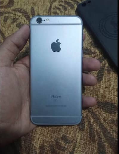 Apple iPhone 6S whatsapp 03198398806