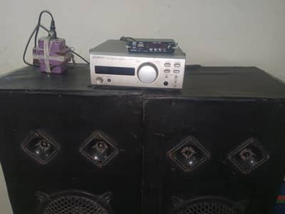 BLUETOOTH SPEAKERS