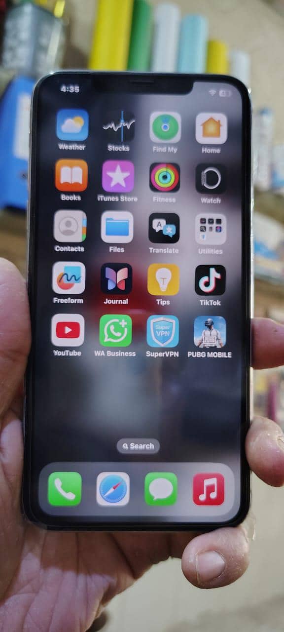 Apple iPhone 11 Pro Max 2