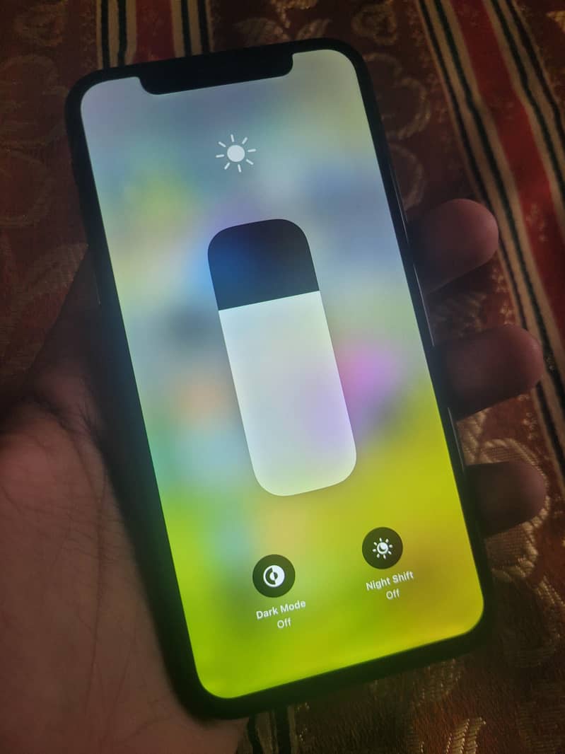 Apple iPhone X 3