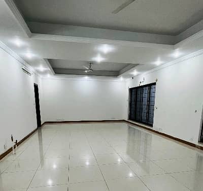 Buy A Lower Portion Of 20 Marla In E-11
