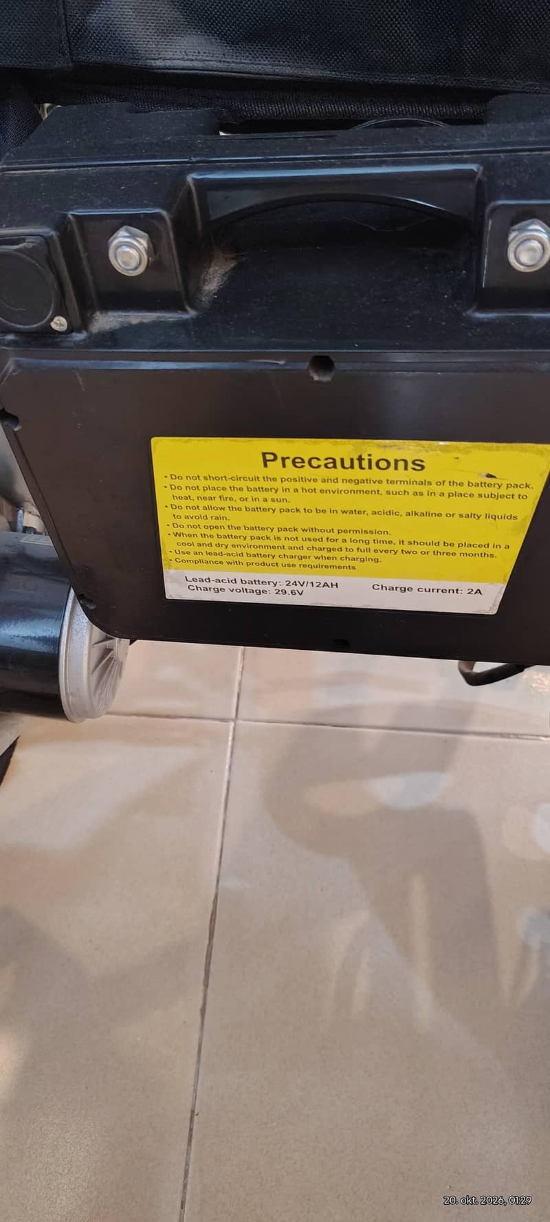 New Fully automatic wheelchair 4