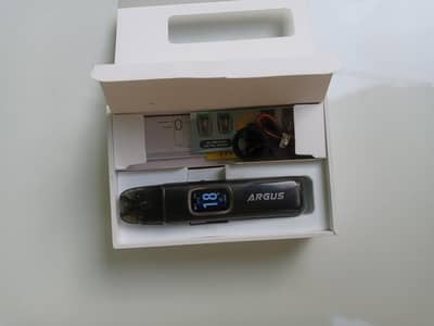 Argus G3 with box and other accessories.