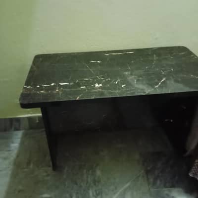 Small Black Marble Design Table - For Sale