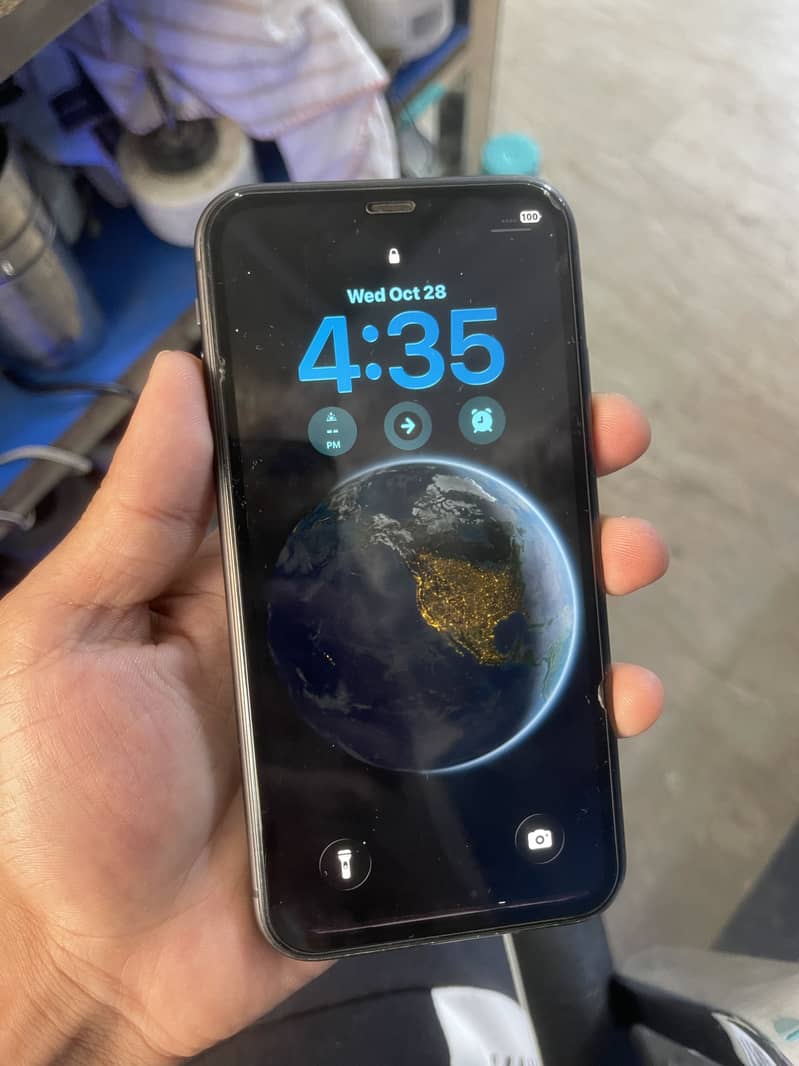 Apple iPhone 11 Factory unlocked 9