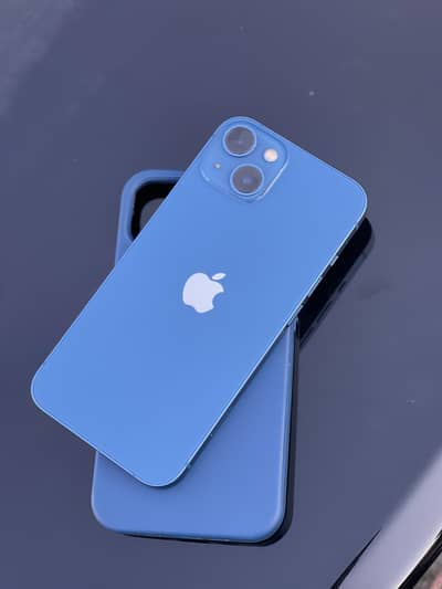 Apple iPhone 13