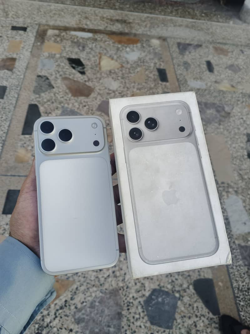 Apple iPhone 17 Pro Max JV 0