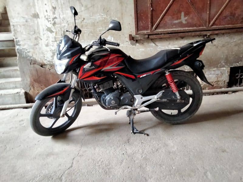 Honda CB150F 2
