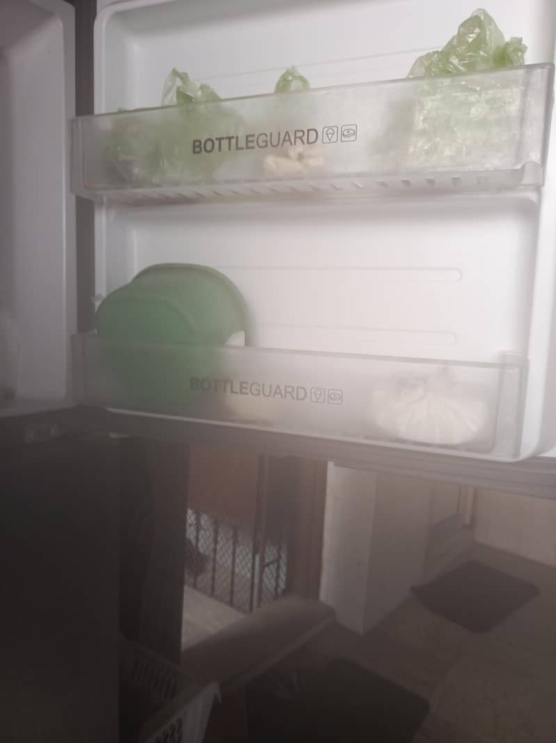 fridge lene k liye AP apna rate bhi Laga sakte agr  rate smjh Aya to d 3