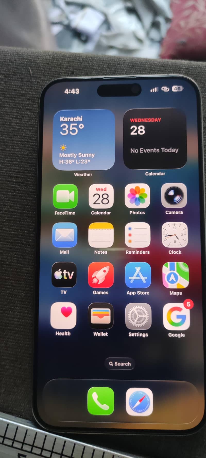 Apple iPhone 15 Pro Max 1