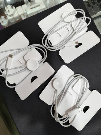 Apple Watch Original USB-C Magnetic Charger | White