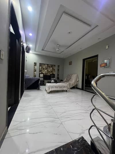 5 Marla Prime Location House Available For Sale