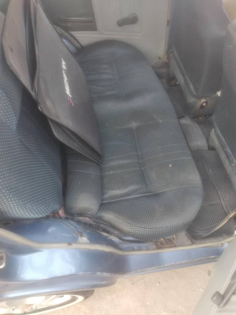 Suzuki Mehran VX 2000 10