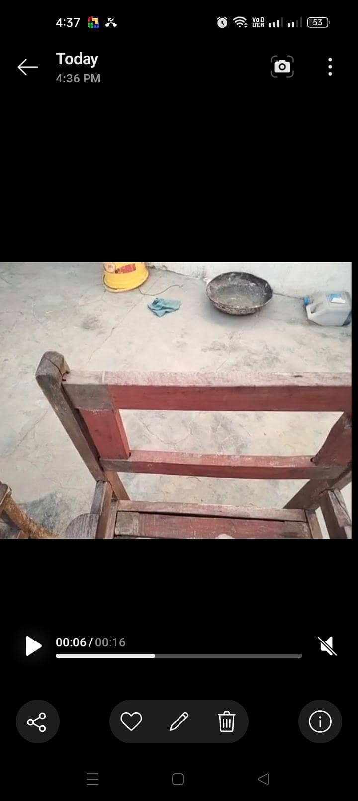 3 Chairs 1