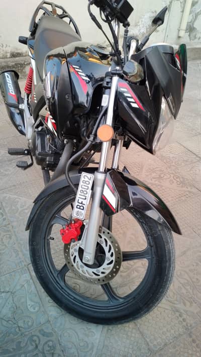 Honda cb 150f 2023 10/10