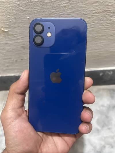 Apple iPhone 12