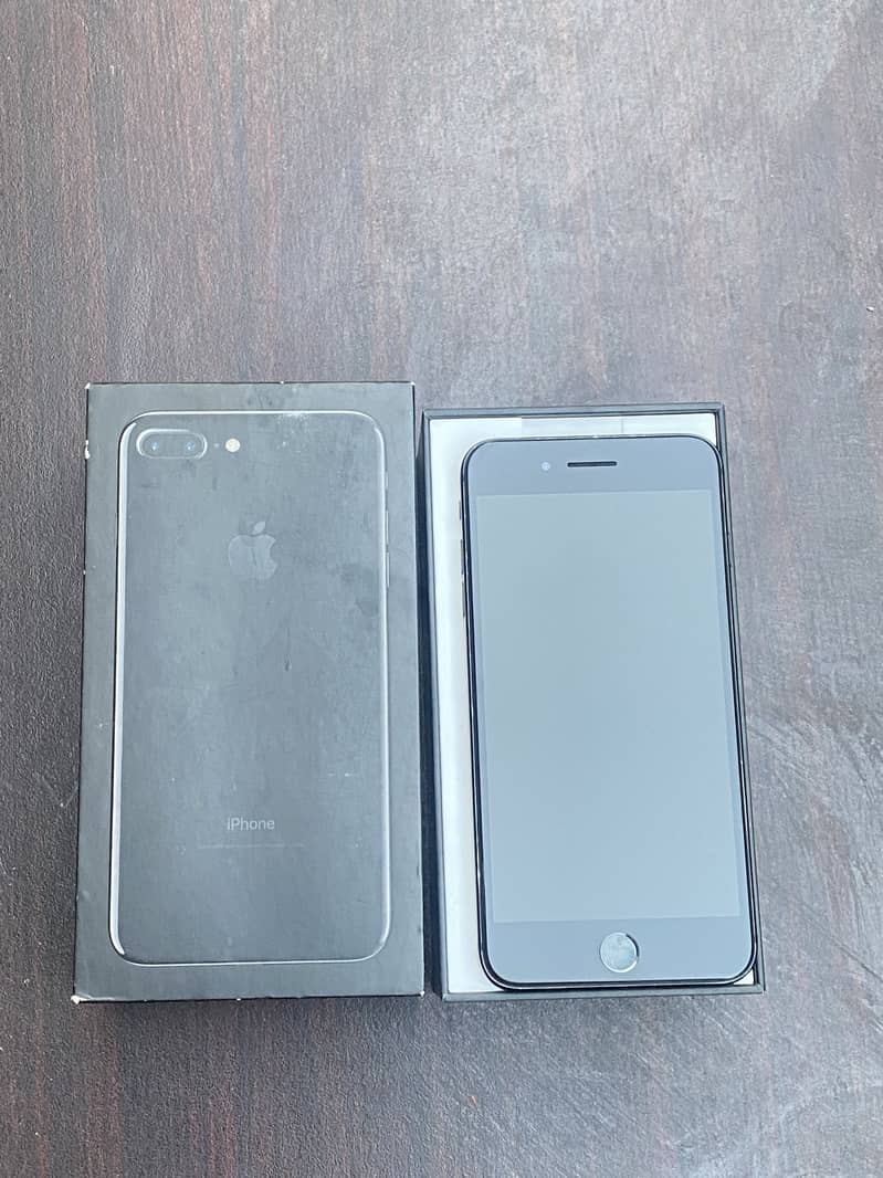 Apple iPhone 7 Plus 6