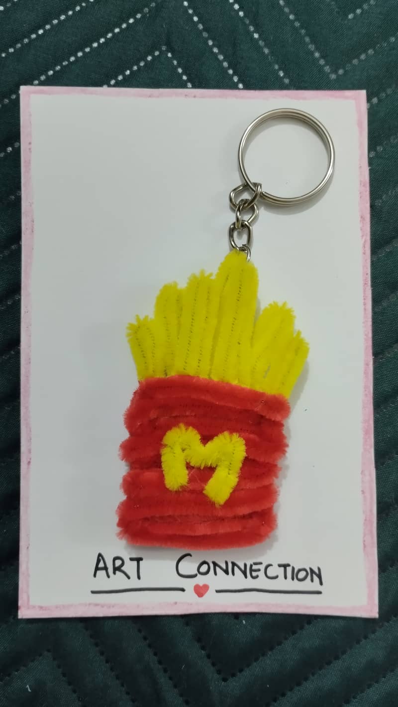KEYCHAINS 8