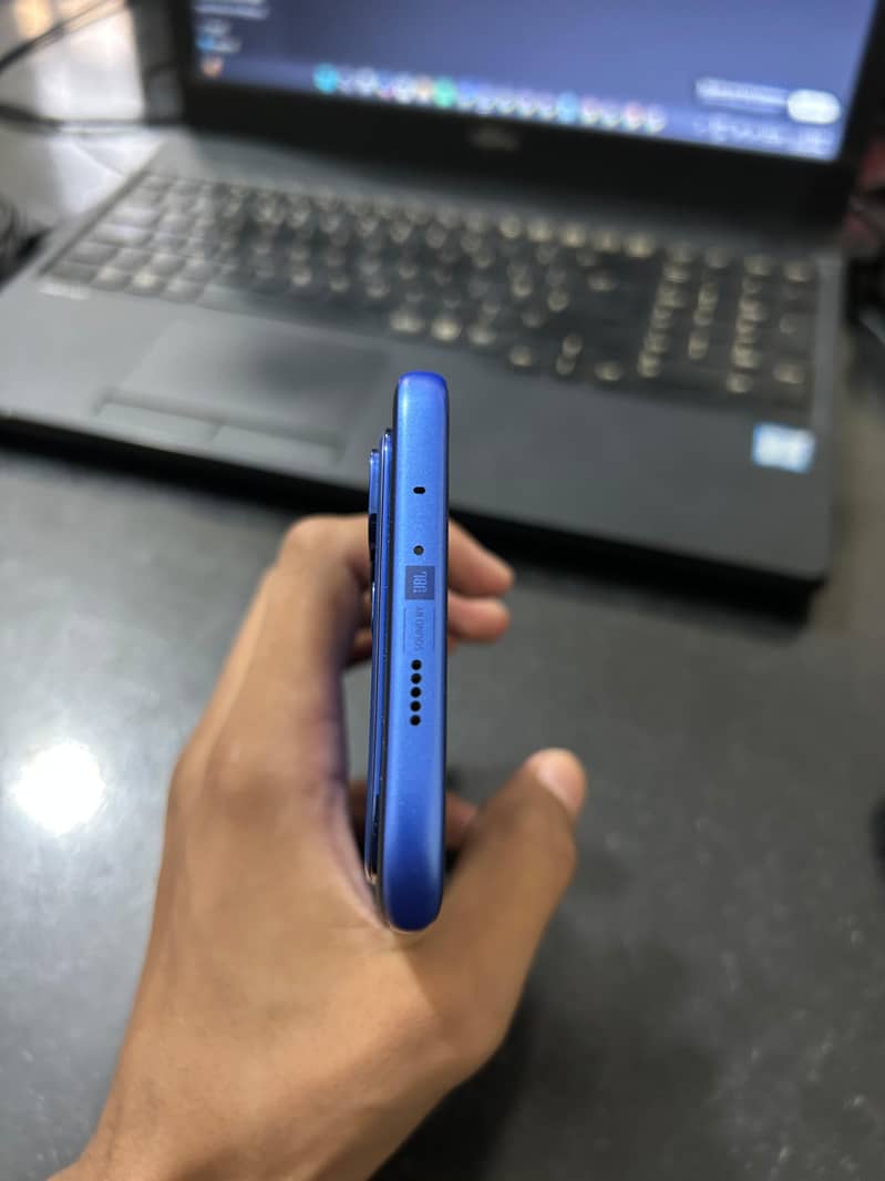 Infinix Note Edge 5G 2
