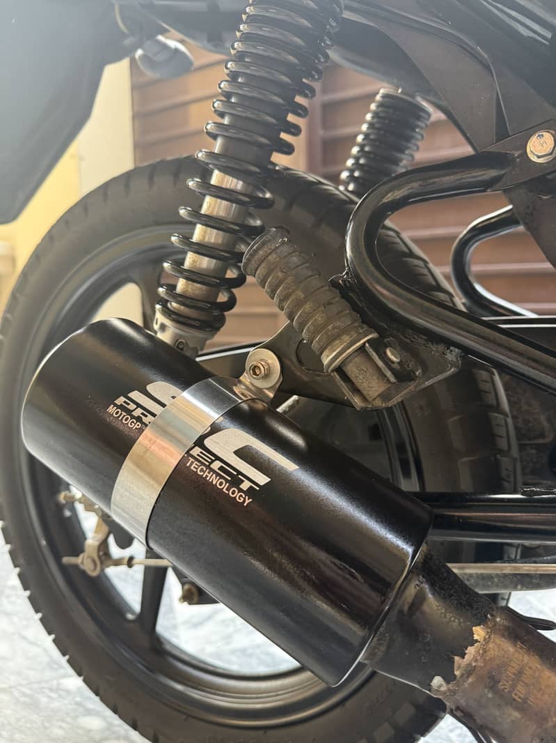 YBR 125 G 1