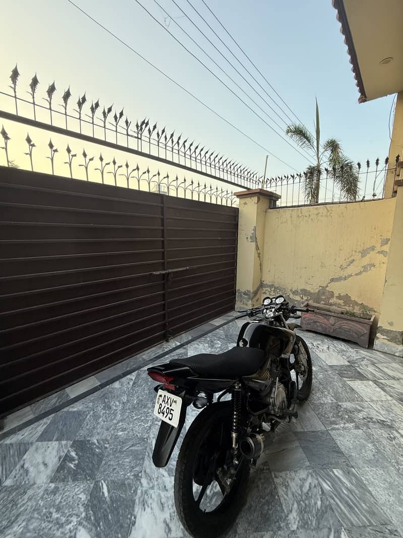 YBR 125 G 5