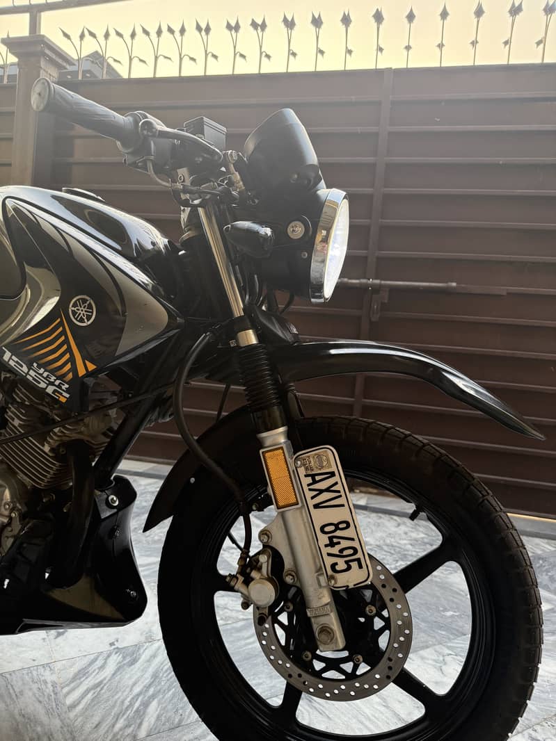 YBR 125 G 10