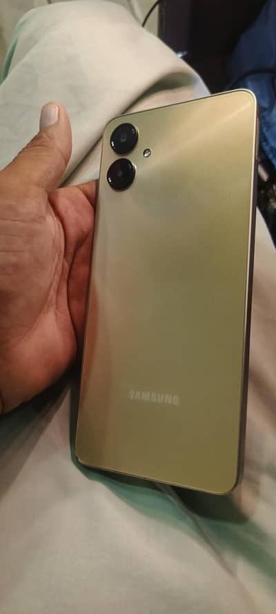 Samsung Mobile A06