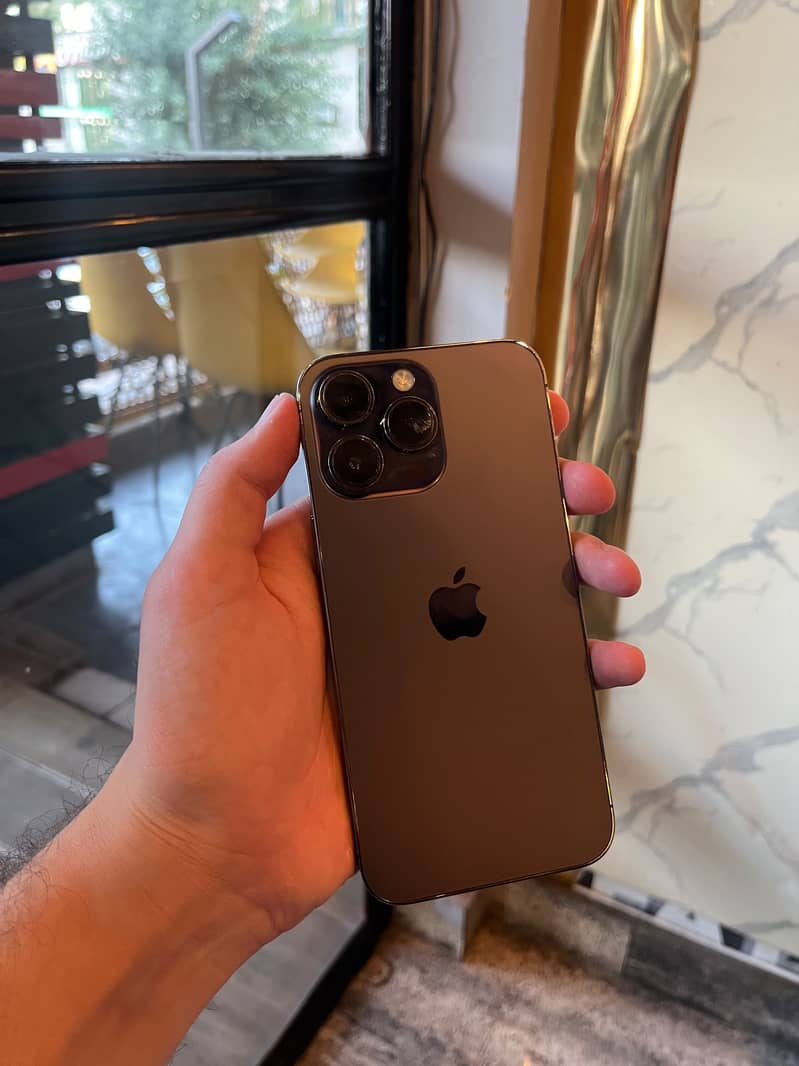 Apple iPhone 14 Pro Max 2
