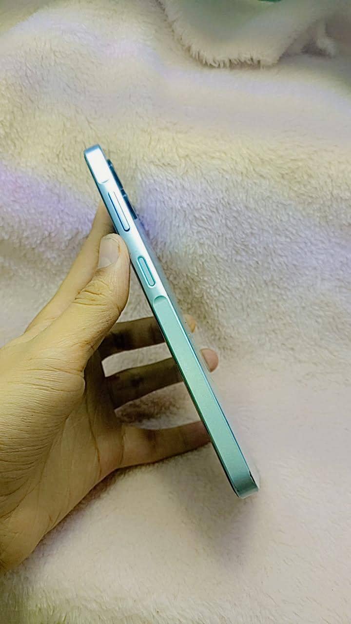 Samsung Mobile A06 4