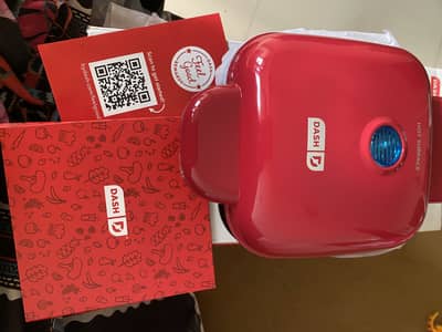 DASH SANDWICH MAKER