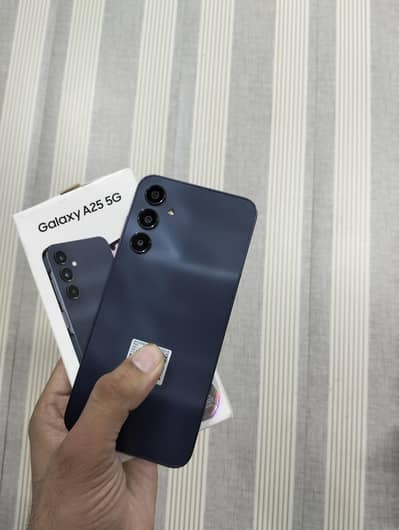 Samsung Mobile A25 5G  8/256 with box. . 03207336717