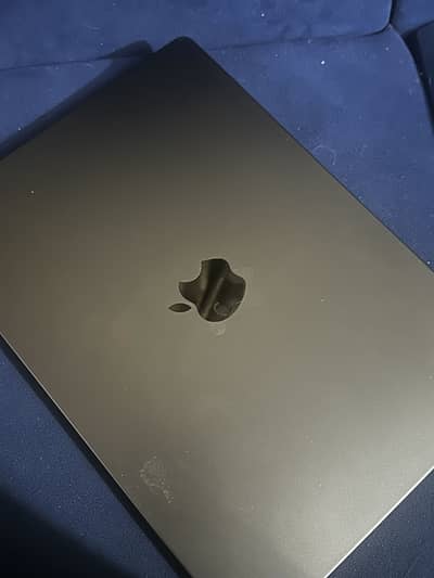 Apple MacBook Pro 14-inch M4 512GB | 100% Battery | Box Available