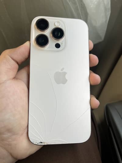 Apple iPhone 16 Pro