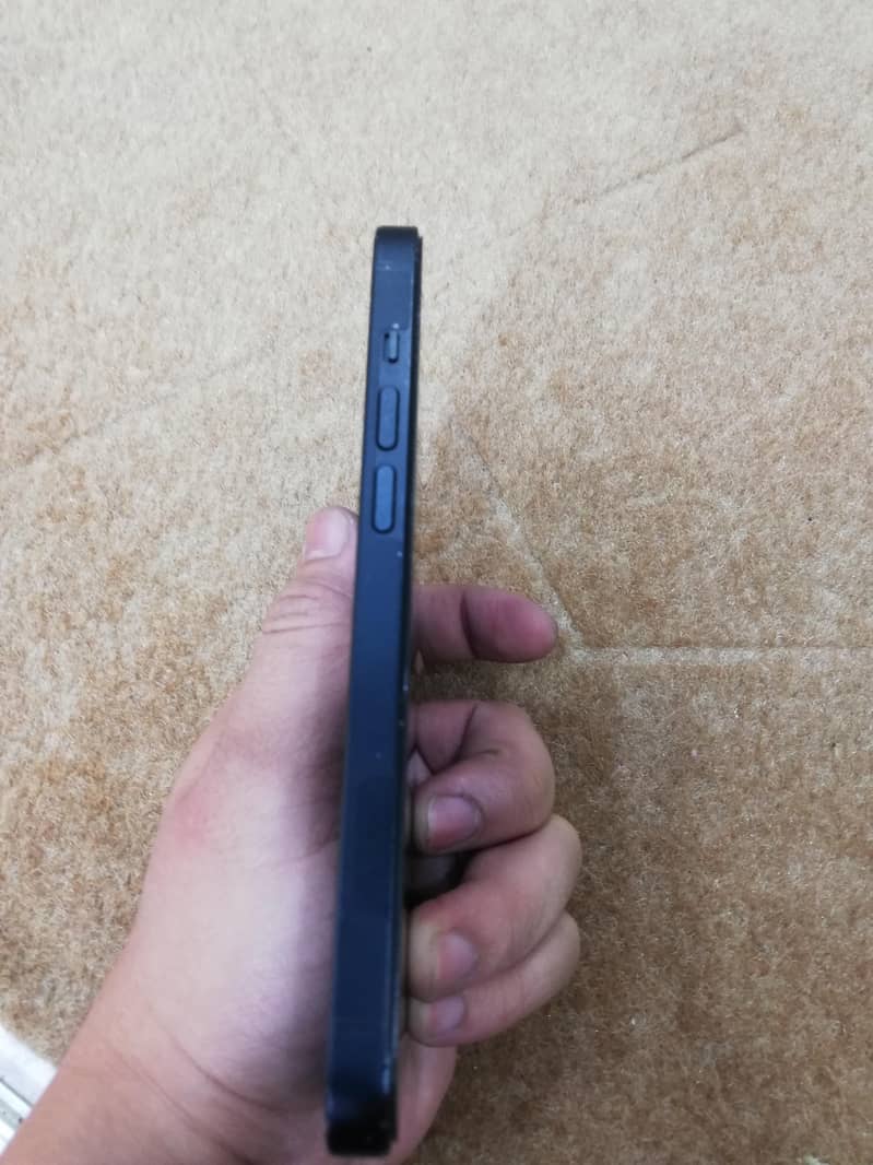 Apple iPhone 14 0