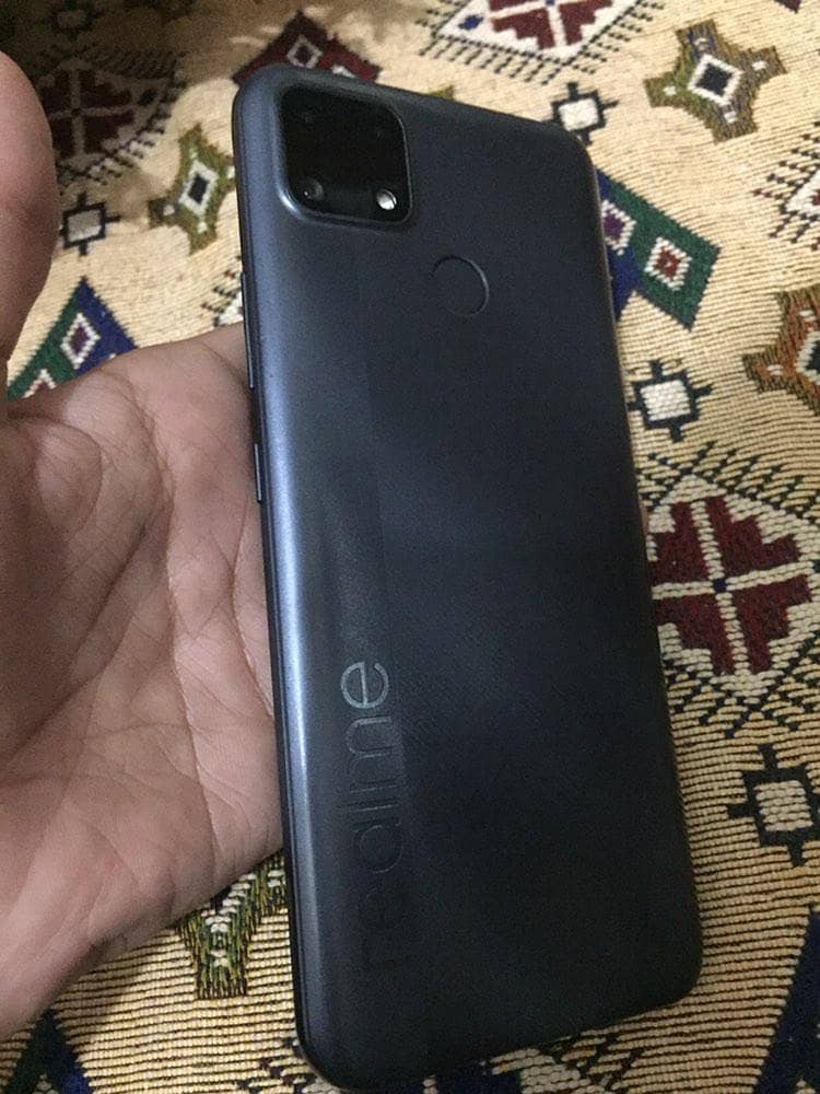Realme C25s 1