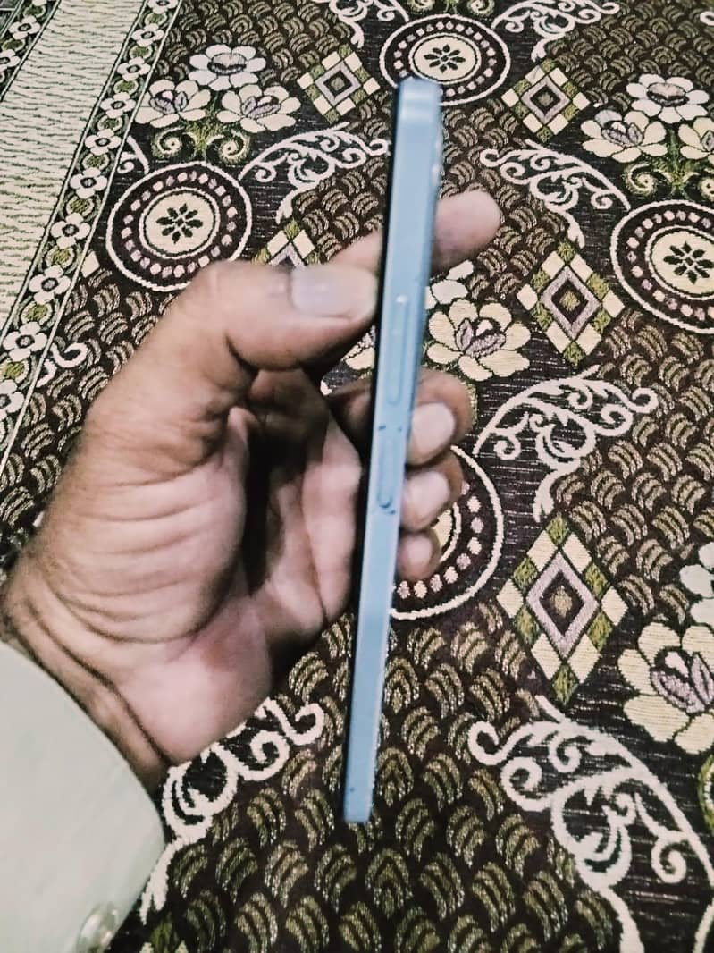 OPPO A60 3