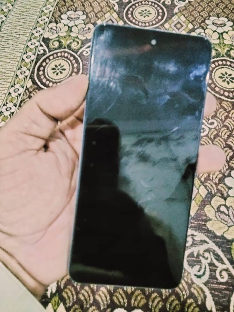 OPPO A60 5