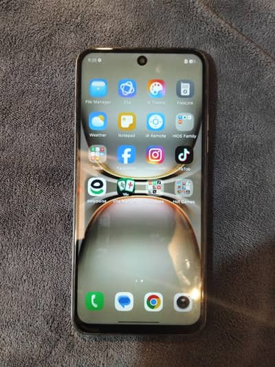 Tecno spark 40C with box charger