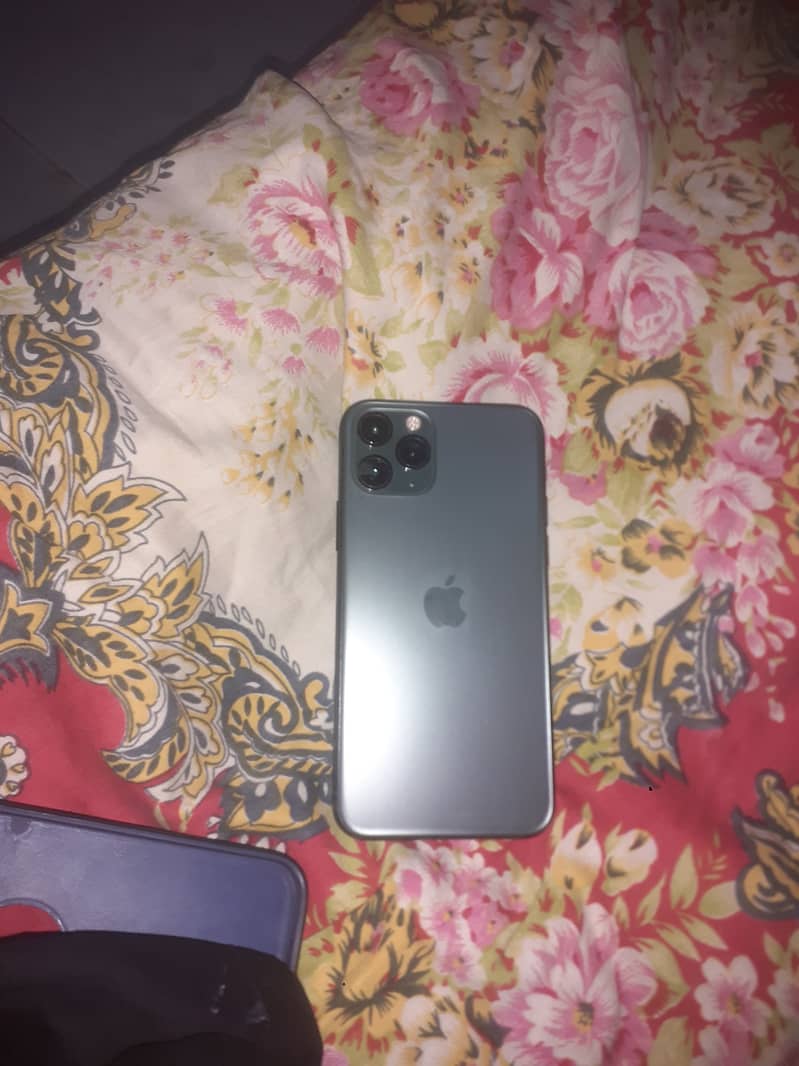 Apple iPhone 11 Pro 1