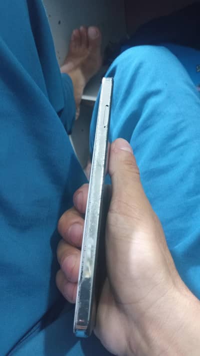 Tecno CAMON 20