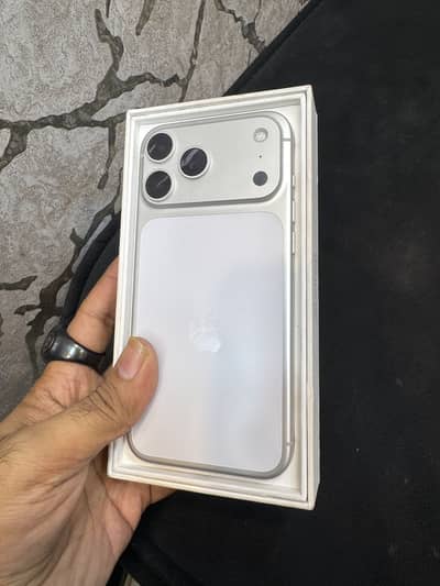 Apple iPhone 17 Pro Max PTA