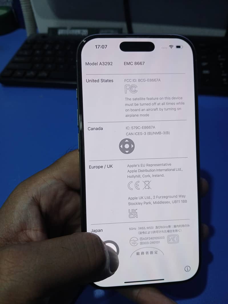 Apple iPhone 16 Pro 1