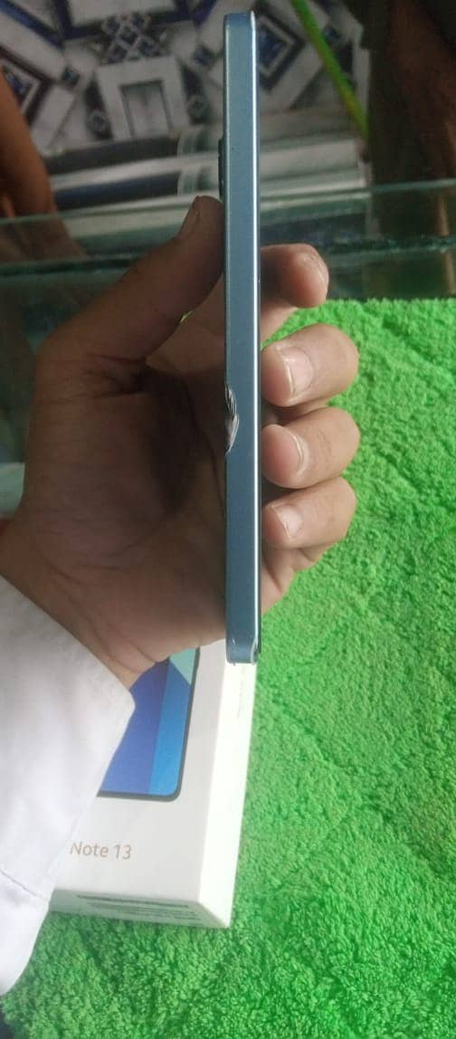 Xiaomi Redmi Note 13 2