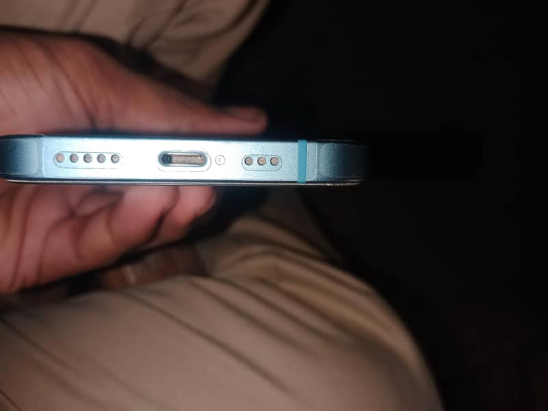 Apple iPhone 14 jv 1