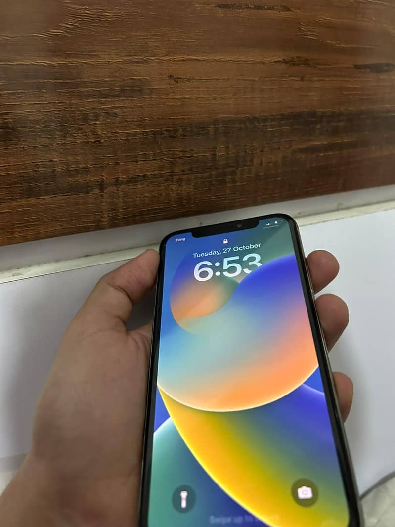 Apple iPhone X 2