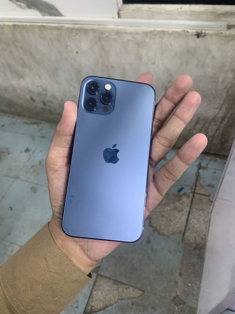 Apple iPhone 12 Pro 0