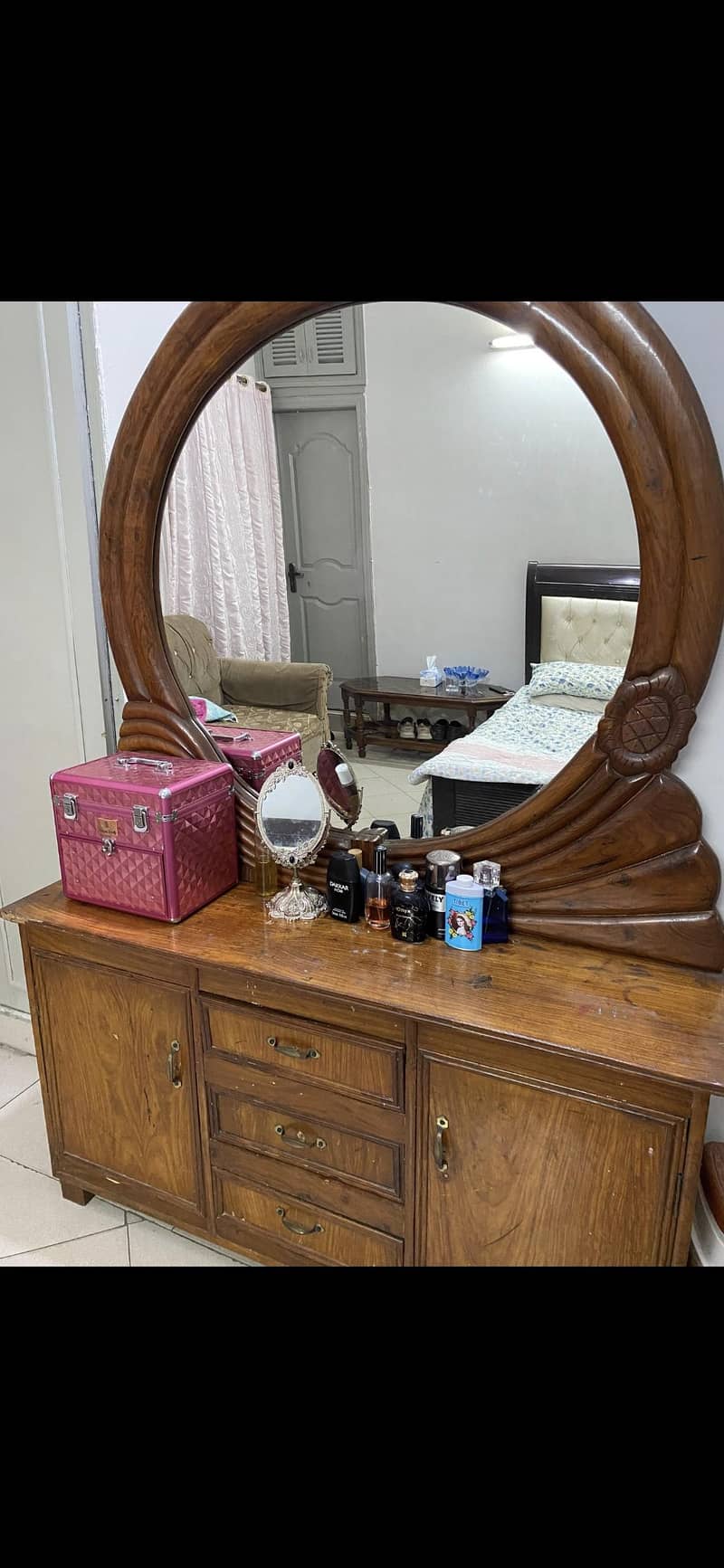 Dressing Table 1