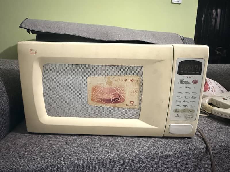 Dawlance microwave 3